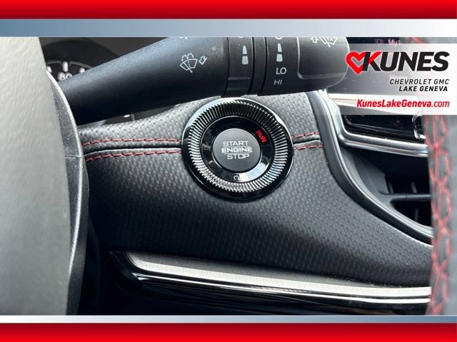 Used 2025 Jeep Compass Trailhawk AWD/4WD image 22