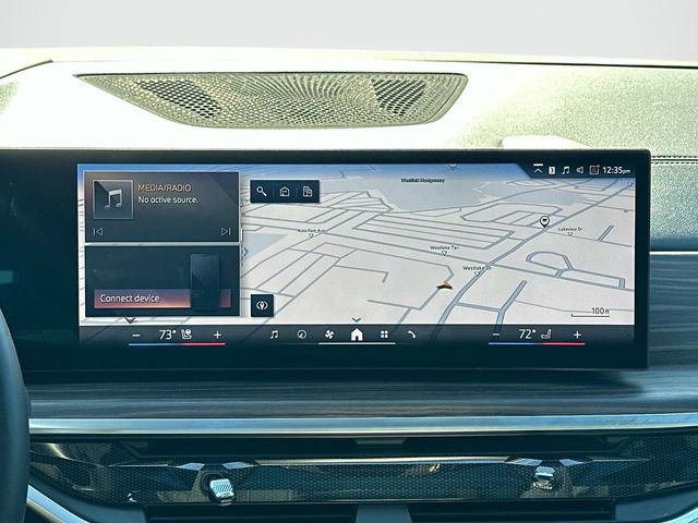 Used 2024 BMW X7 xDrive40i w/ M Sport Package image 3