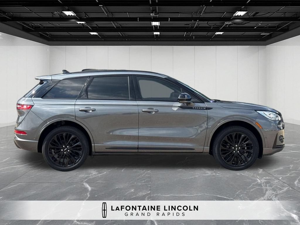 Certified 2023 Lincoln Corsair Reserve w/ Equipment Group 202A AWD/4WD image 6
