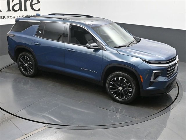 New 2026 Chevrolet Traverse LT w/ Sun and Wheel Package image 17