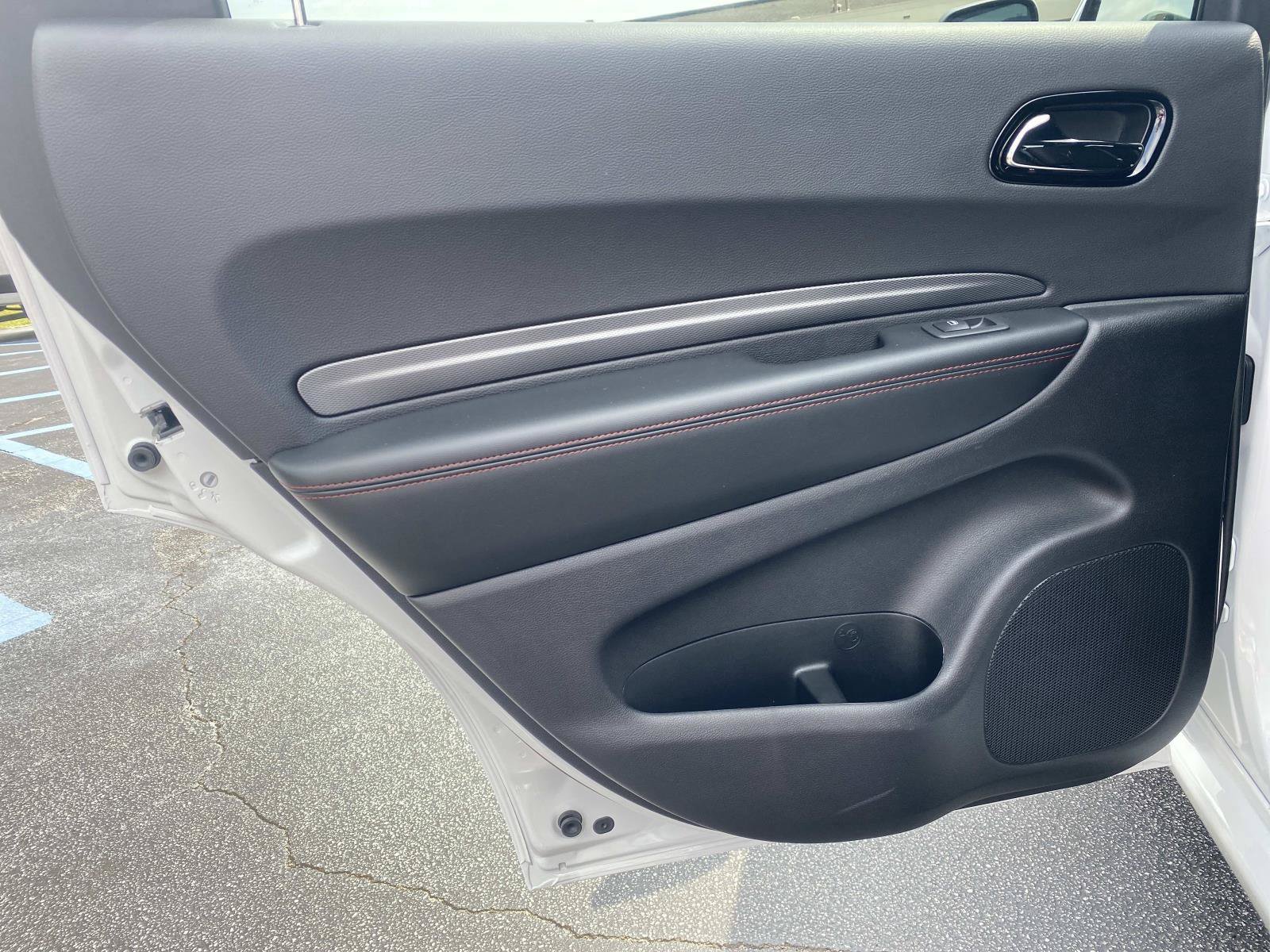 Used 2025 Dodge Durango GT RWD image 18