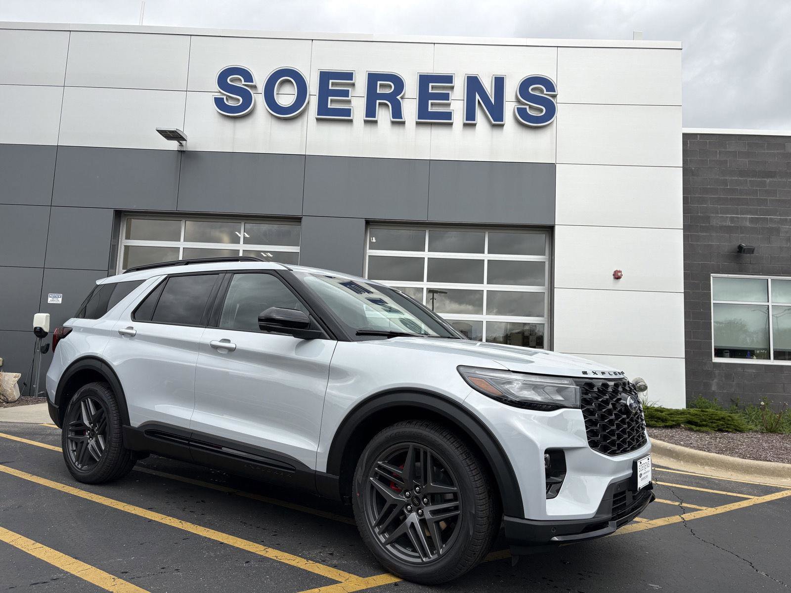 New 2026 Ford Explorer ST w/ Sun And Sound Package