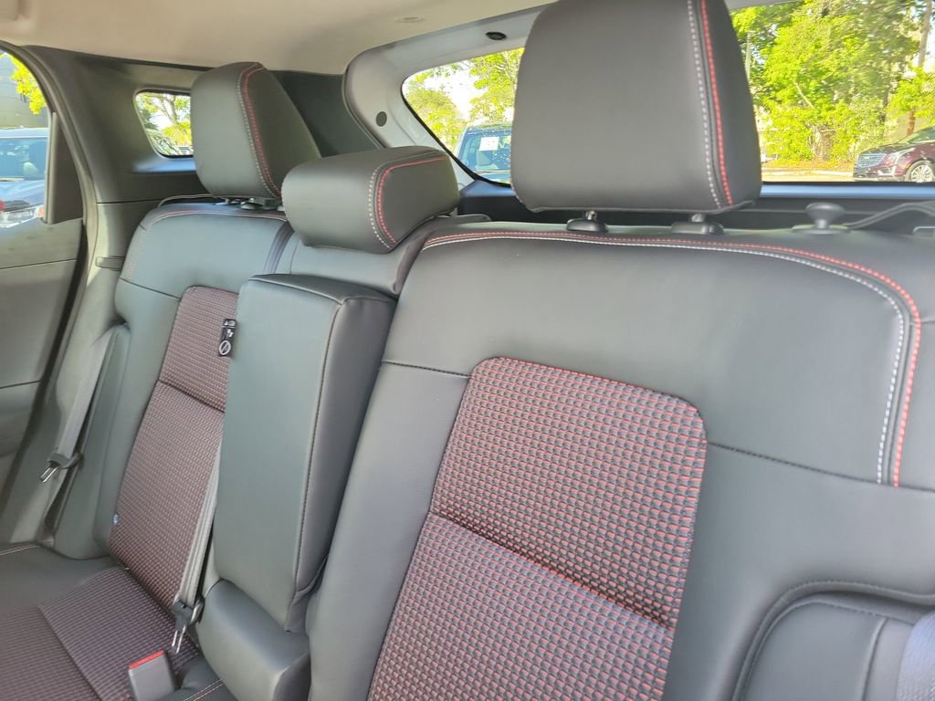 New 2026 Nissan Kicks SR image 16