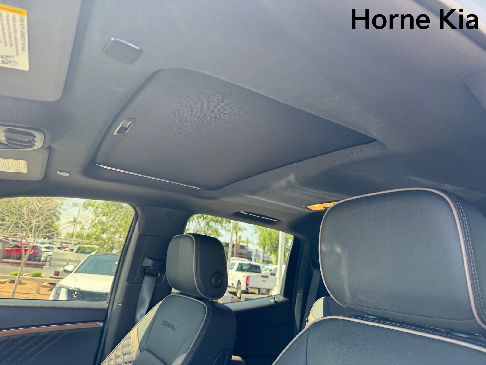 Used 2026 GMC Canyon Denali image 24