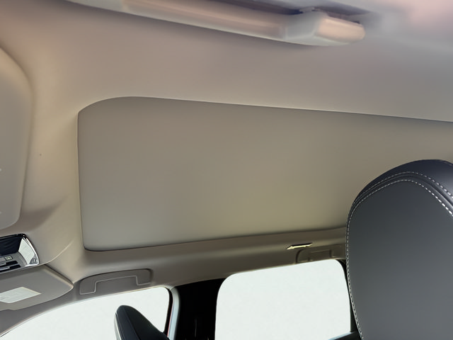 New 2026 Mitsubishi Outlander SEL FWD image 14