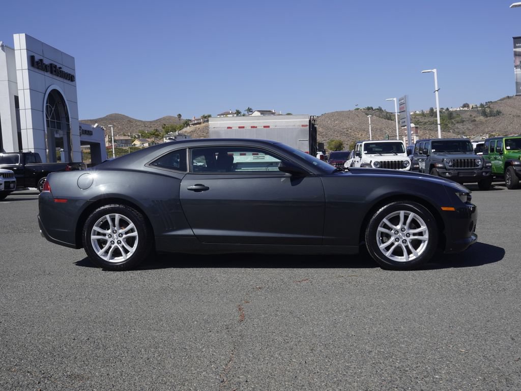 Used 2015 Chevrolet Camaro LS RWD image 3