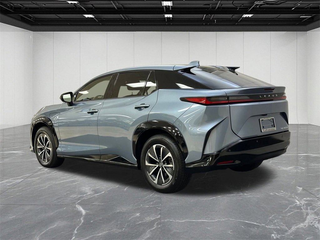Used 2024 Lexus RZ 300e Premium image 3