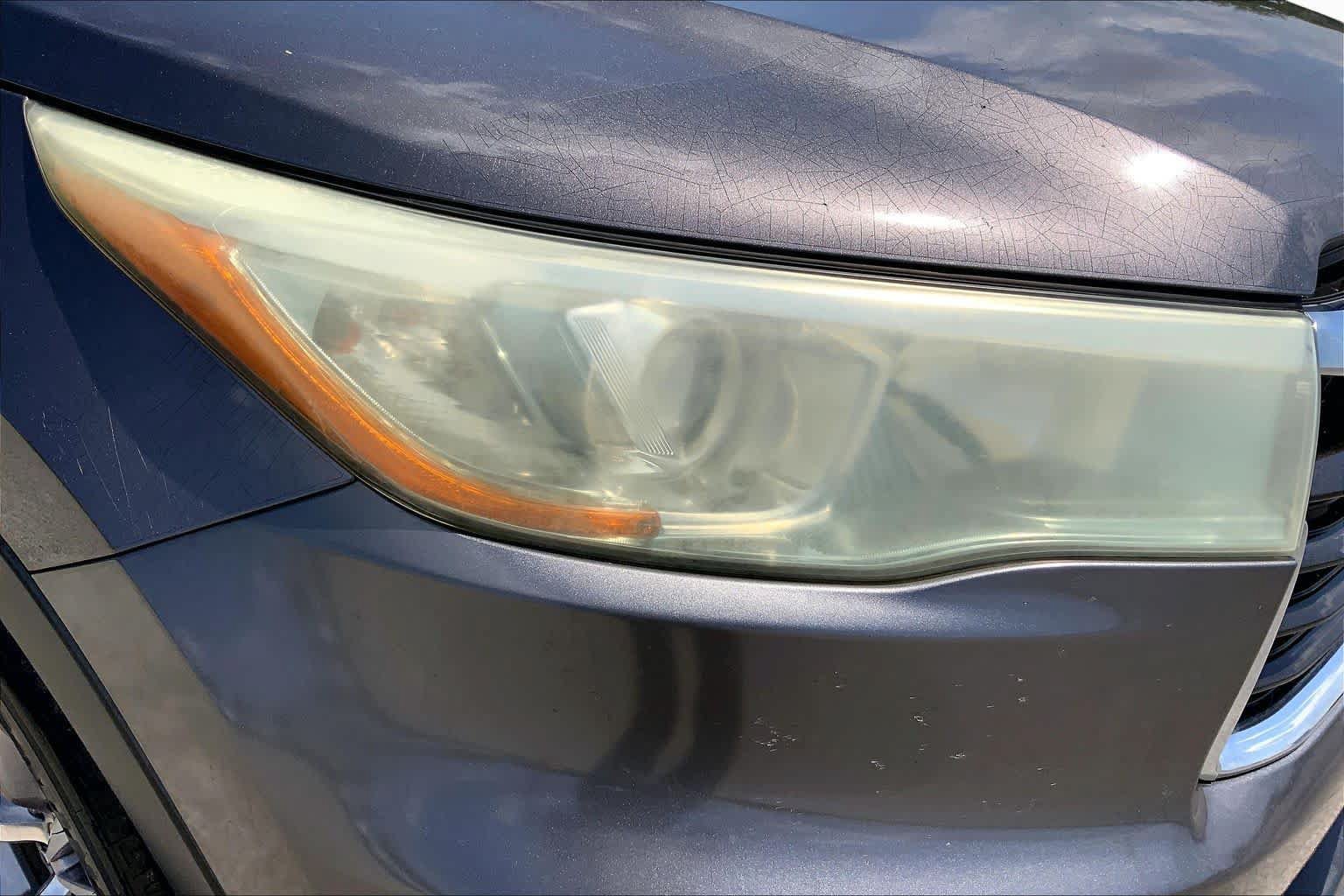 Used 2015 Toyota Highlander XLE FWD image 27