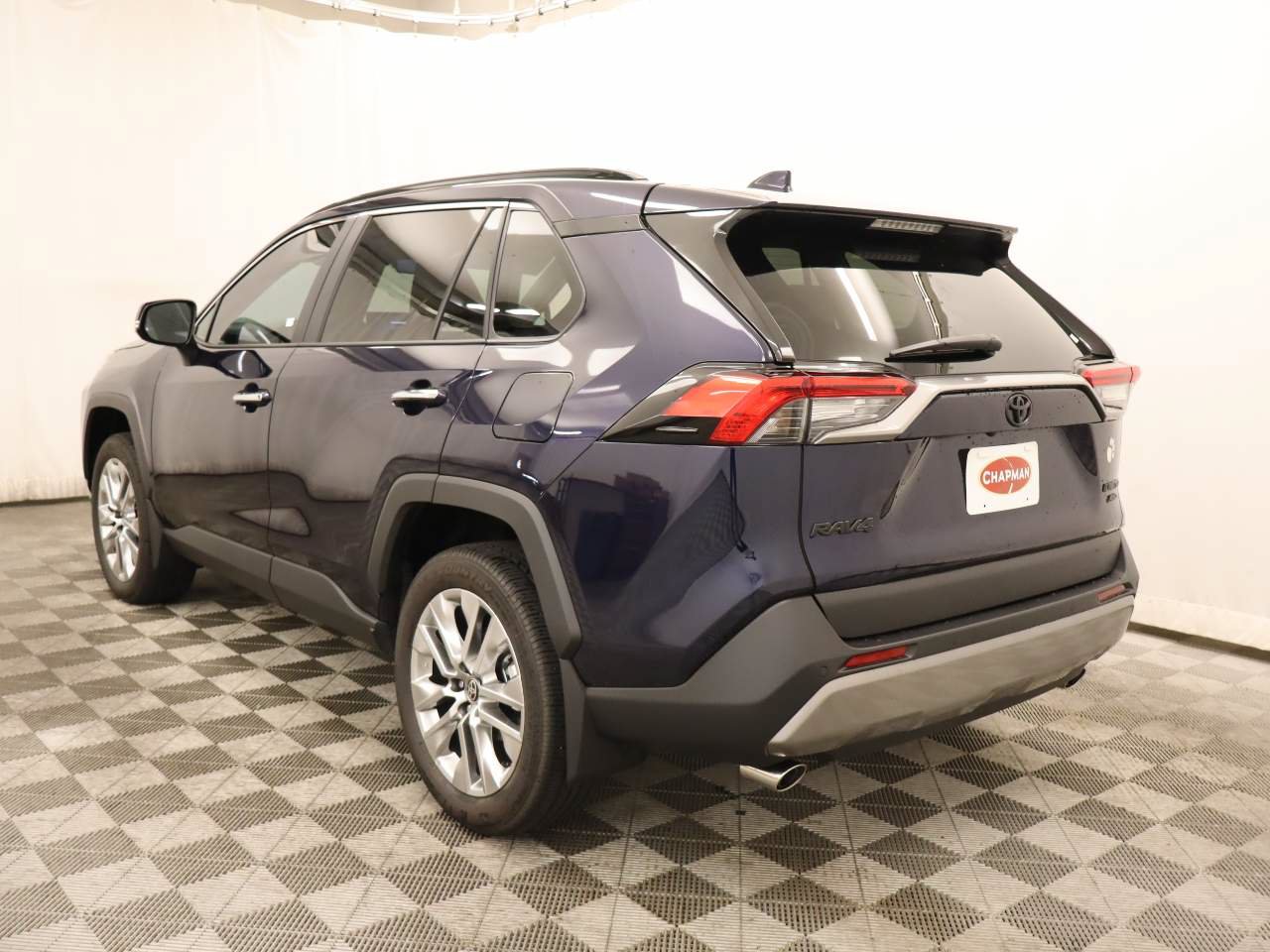 Used 2025 Toyota RAV4 Limited w/ Advanced Technology Package AWD/4WD image 3