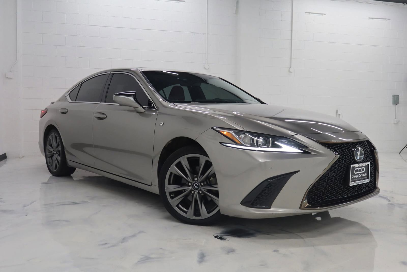 Used 2019 Lexus ES 350 F Sport w/ Accessory Package 2 FWD image 3