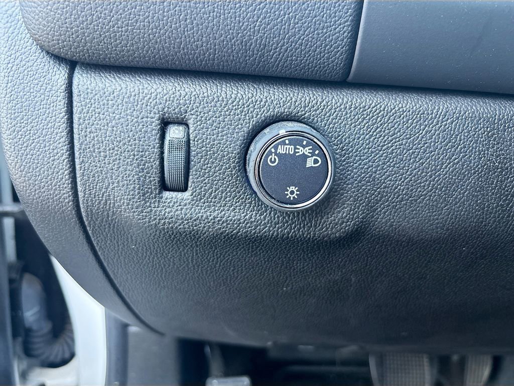 Used 2021 Chevrolet Colorado LT w/ Fleet Safety Package image 32