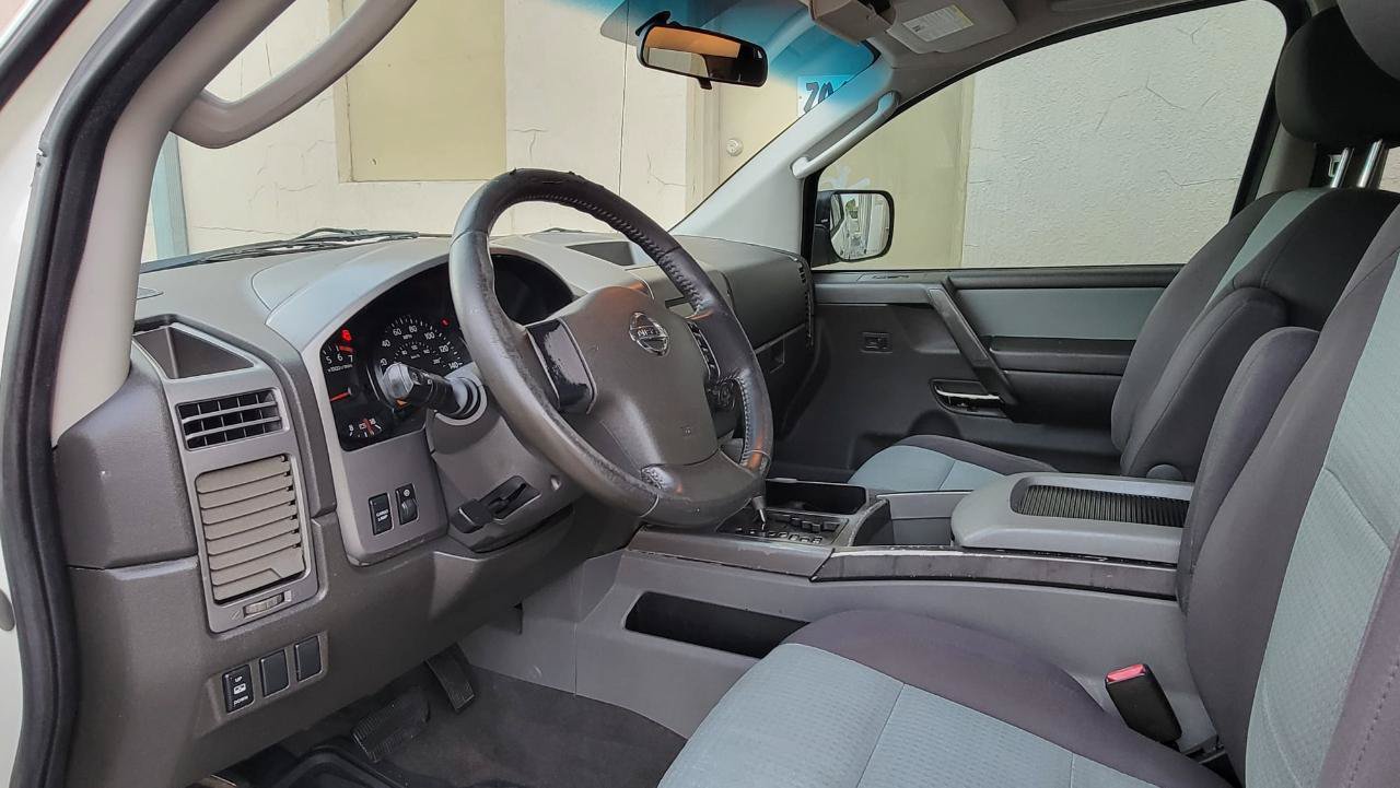 Used 2007 Nissan Titan SE RWD image 28