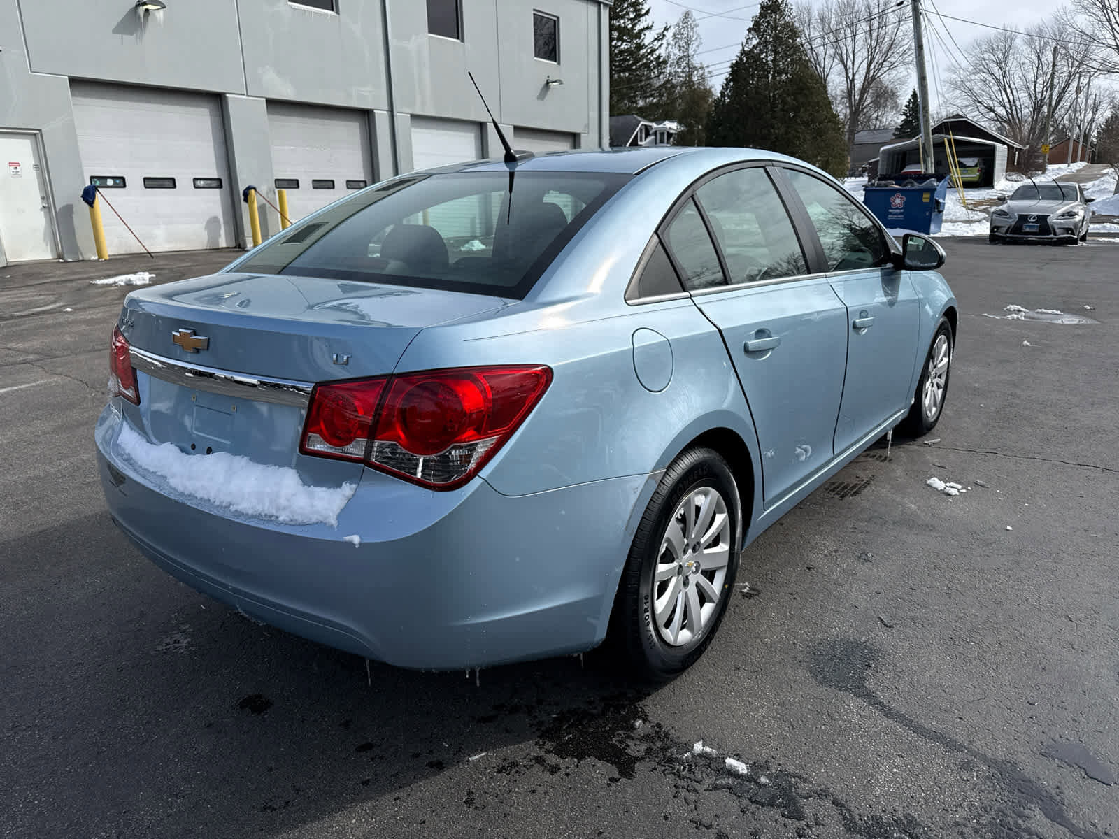 Used 2011 Chevrolet Cruze LT FWD image 3
