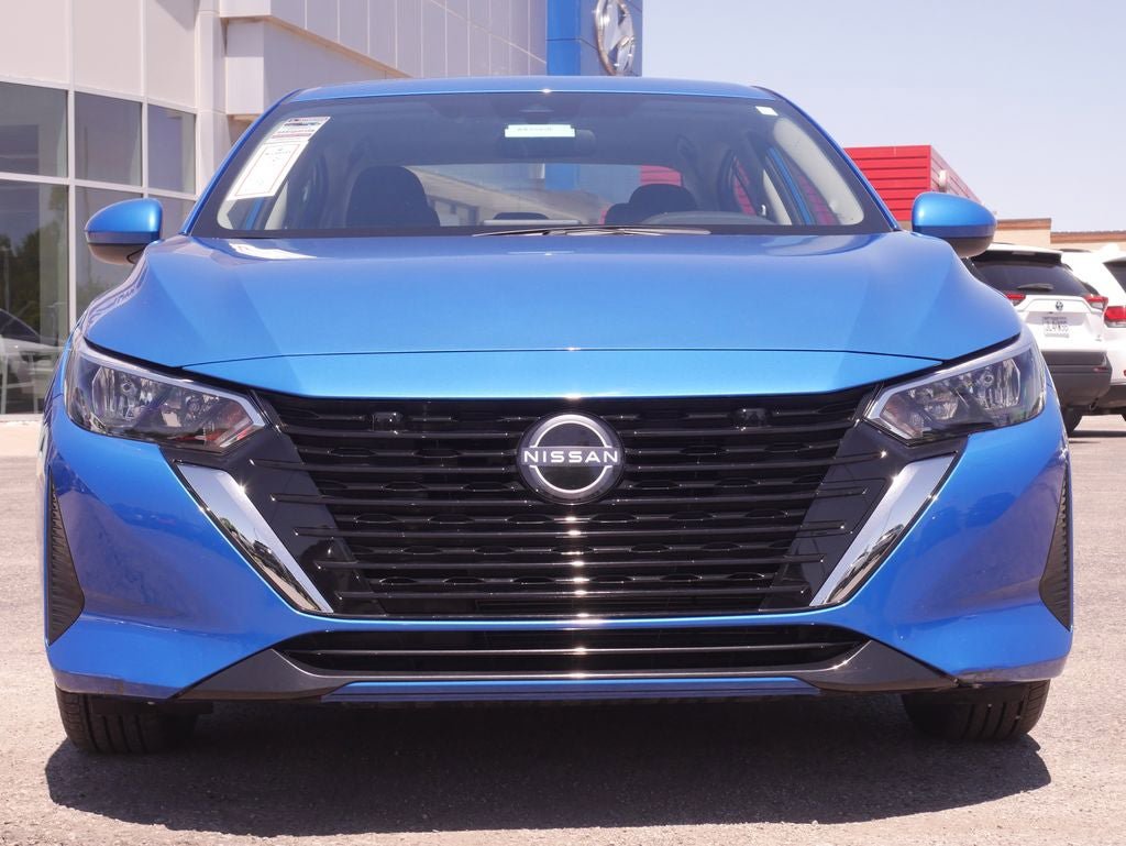 Used 2025 Nissan Sentra SV FWD image 5