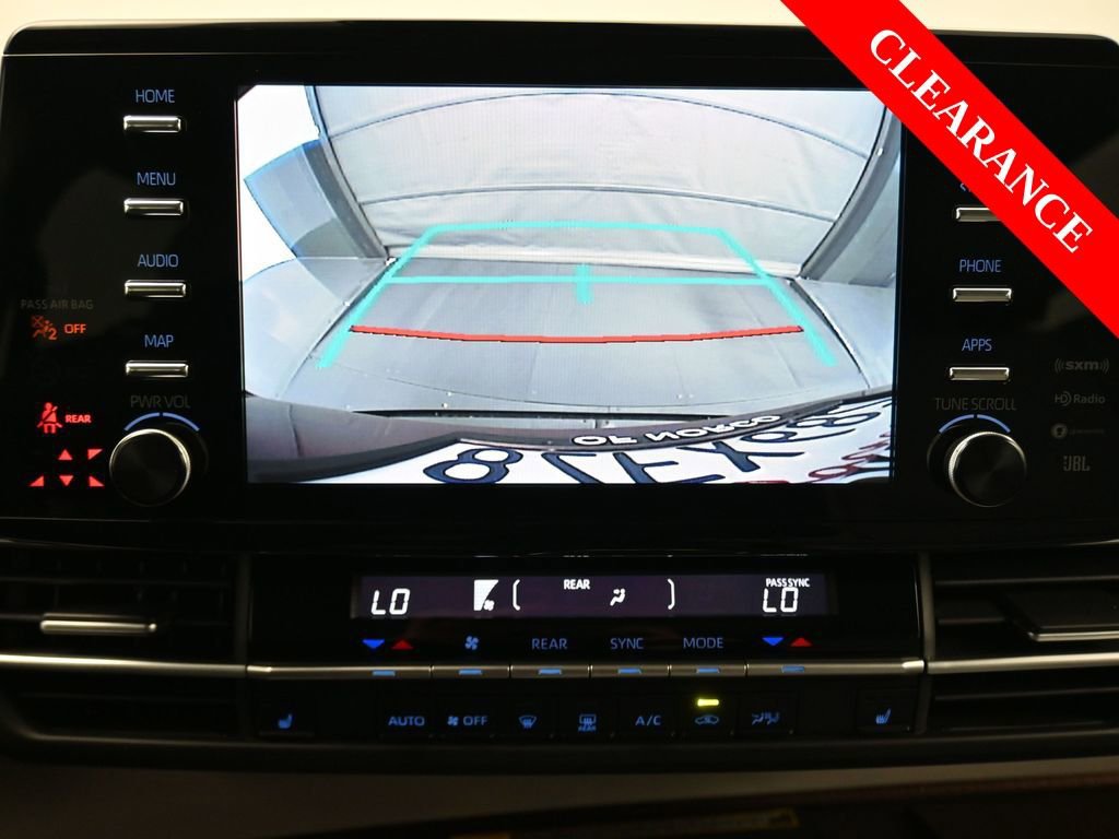 Used 2022 Toyota Sienna XLE image 23