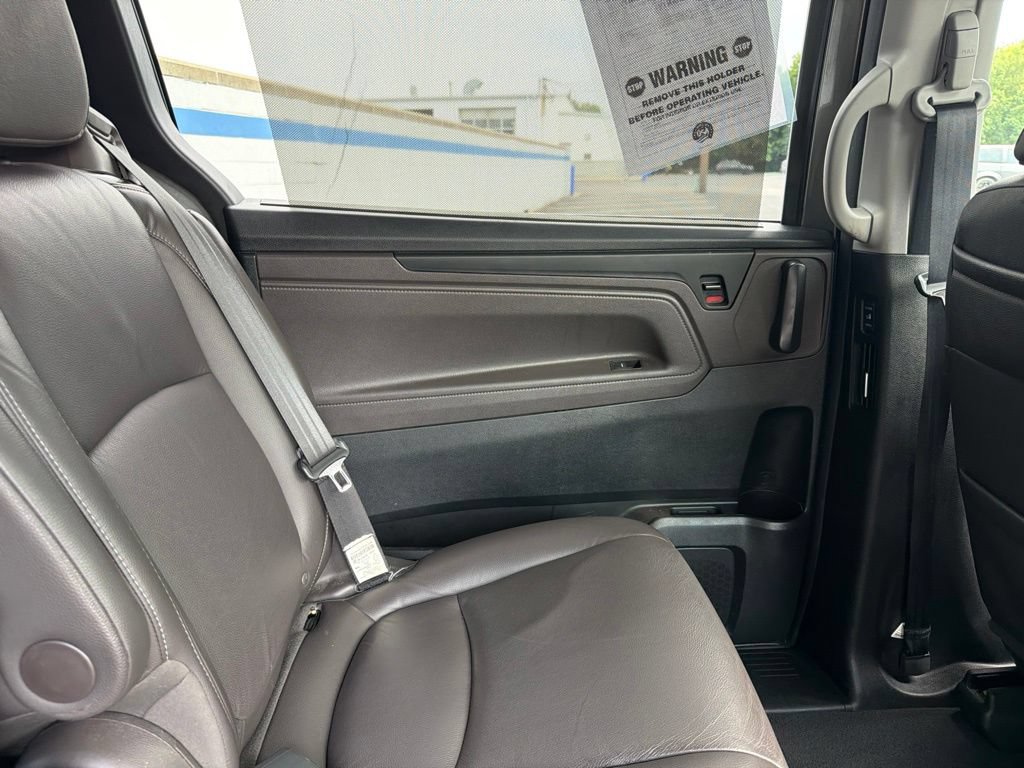 Certified 2022 Honda Odyssey Touring image 20
