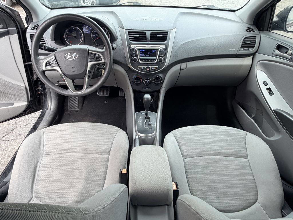 Used 2016 Hyundai Accent SE w/ Option Group 02 image 6