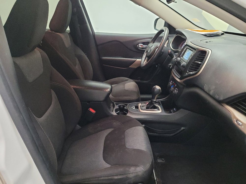 Used 2018 Jeep Cherokee Latitude image 21