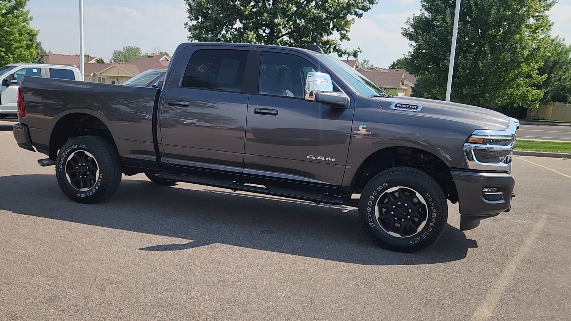 Used 2025 RAM 2500 Laramie AWD/4WD image 14