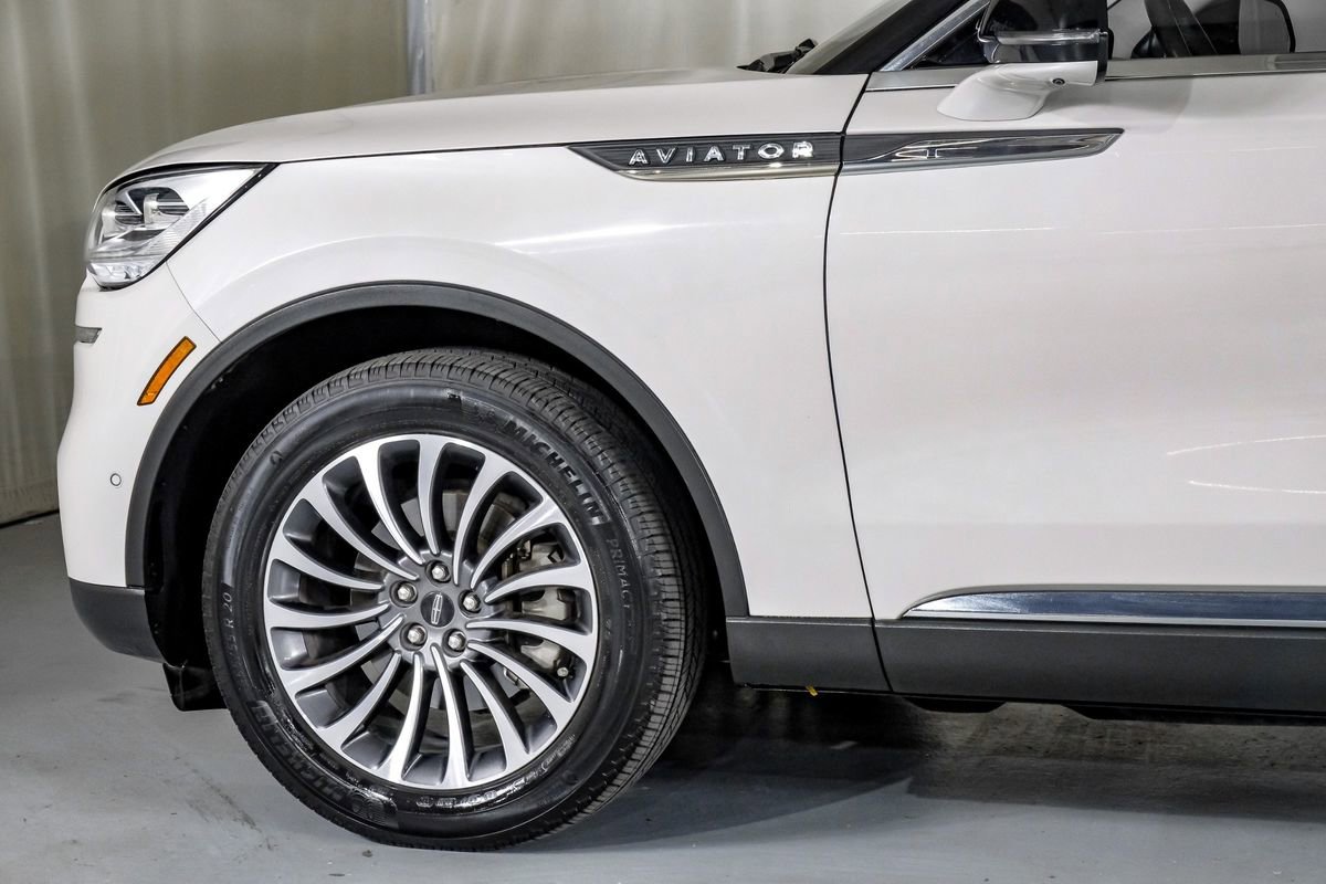 Used 2022 Lincoln Aviator Reserve w/ Equipment Group 201A image 12