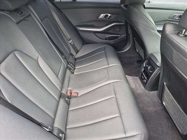 Used 2019 BMW 330i xDrive Sedan w/ Convenience Package AWD/4WD image 21