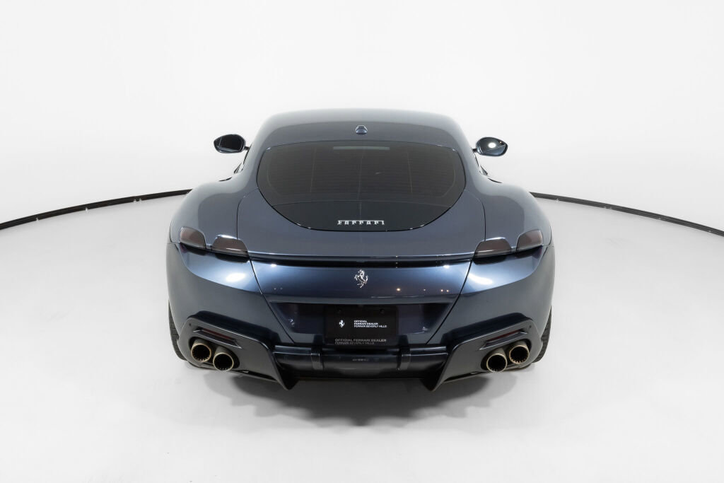 Used 2024 Ferrari Roma image 7