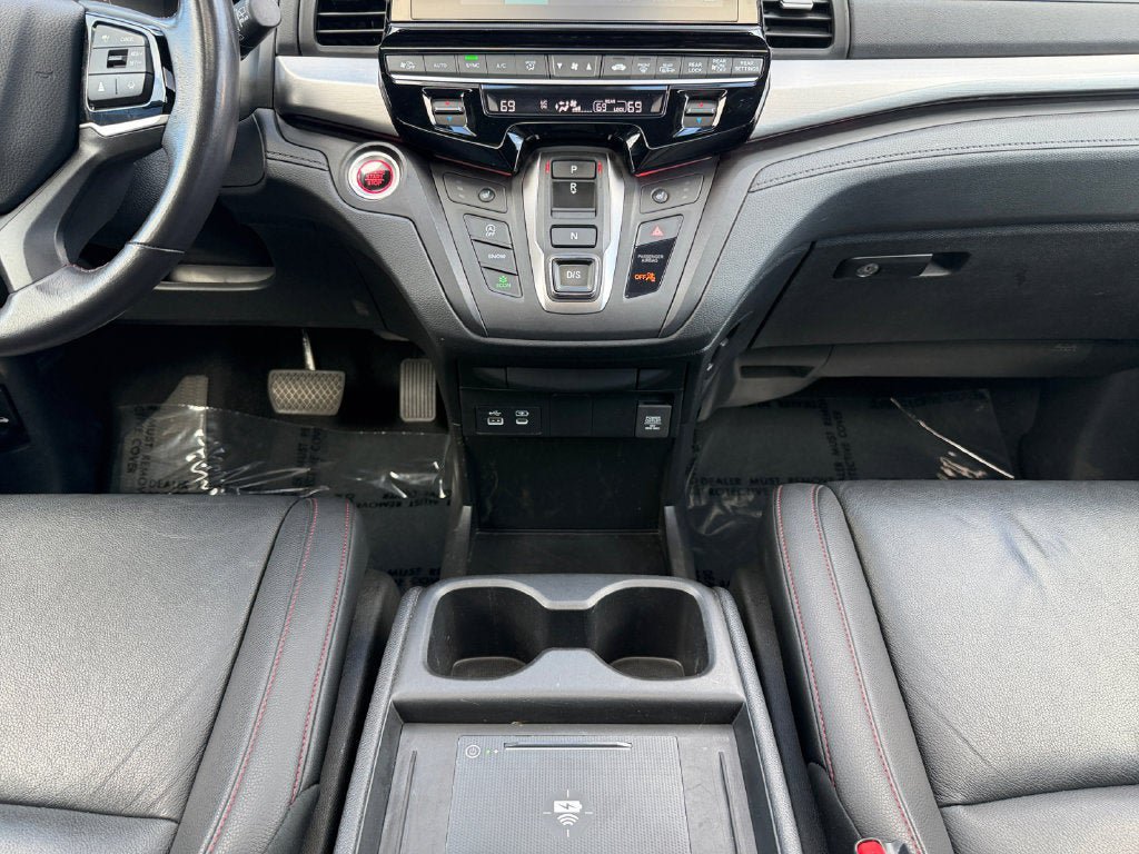 Used 2025 Honda Odyssey Sport-L image 12