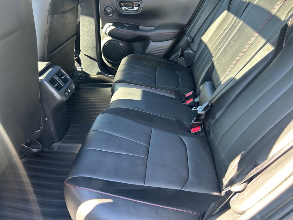 Used 2025 Acura ADX A-Spec image 13