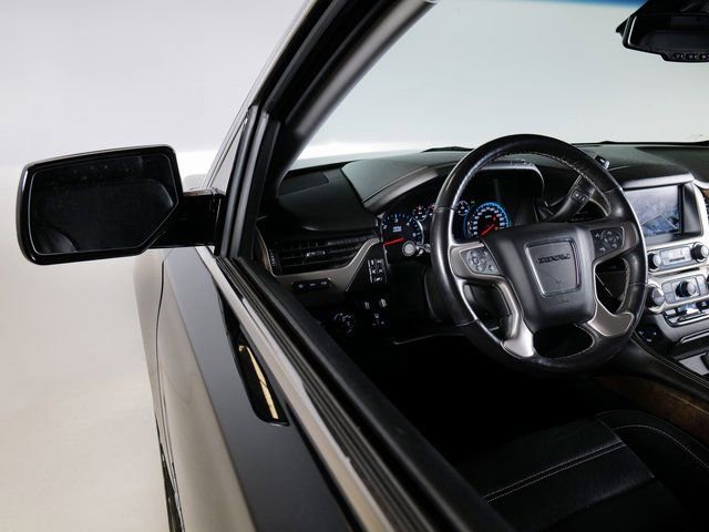 Used 2018 GMC Yukon Denali w/ Denali Ultimate Package image 26