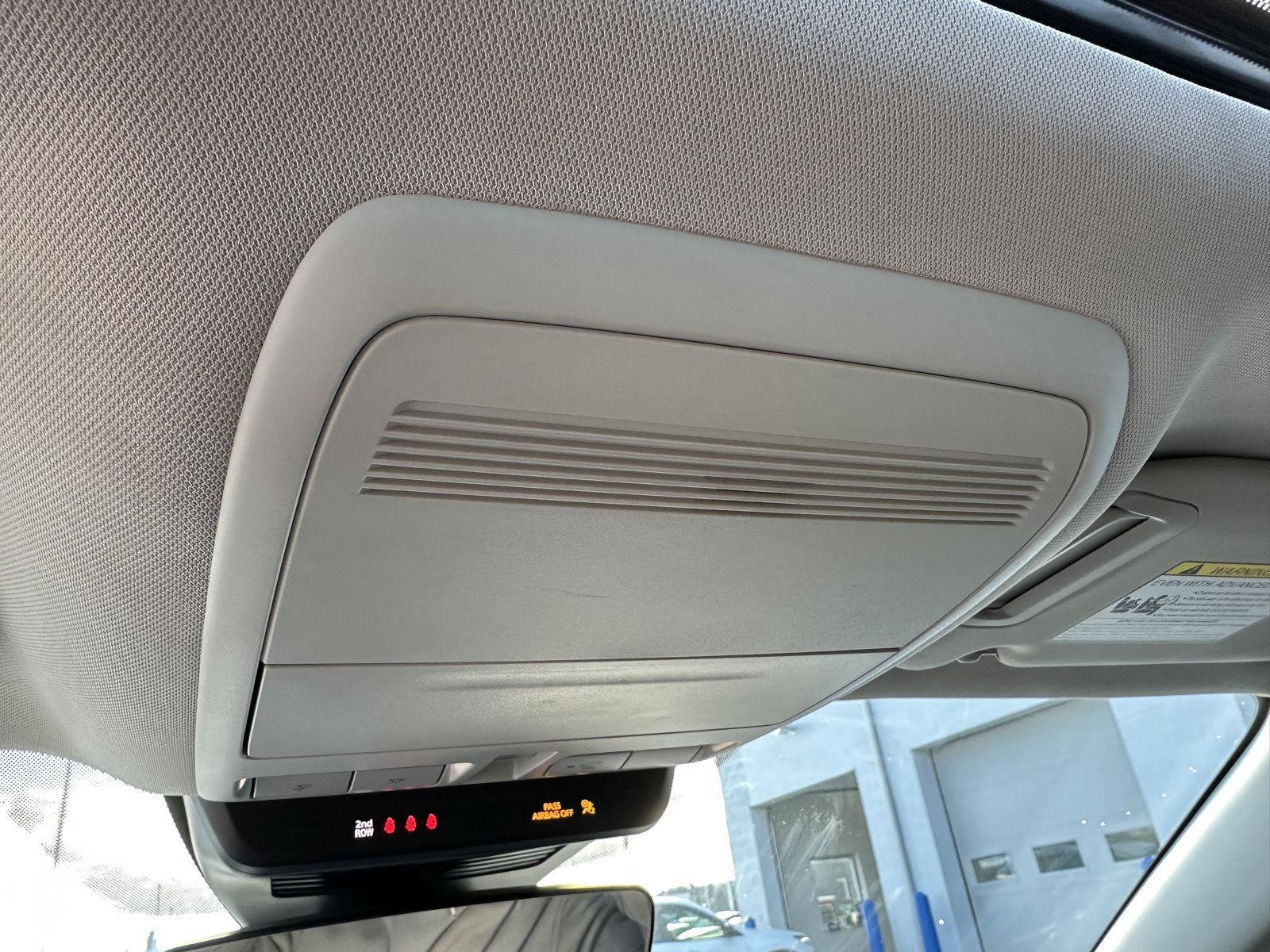 Used 2025 MAZDA CX-50 AWD 2.5 S w/ Premium Package image 34