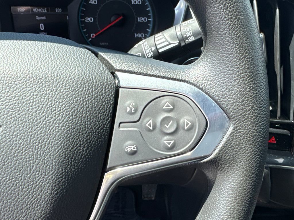 Used 2021 Chevrolet Traverse LS FWD image 27