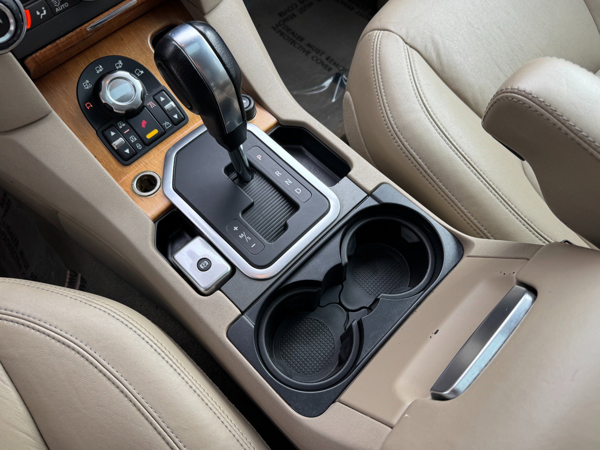 Used 2012 Land Rover LR4 HSE LUX image 34