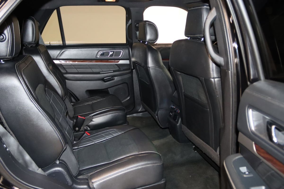 Used 2016 Ford Explorer Platinum AWD/4WD image 73
