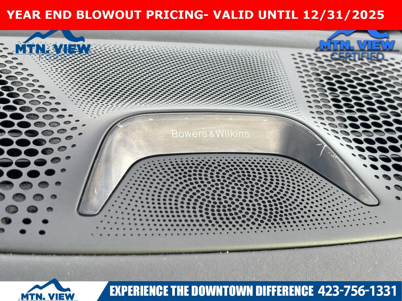 Used 2022 BMW 750i xDrive w/ Luxury Rear Seating Package image 24