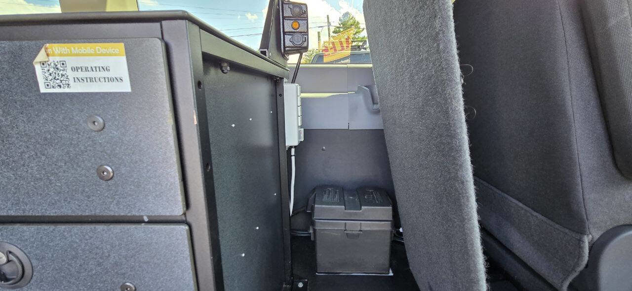 Used 2016 Ford Transit 150 XLT image 31