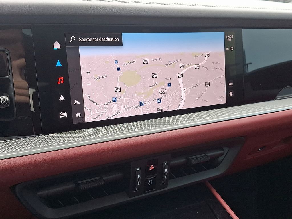 Used 2024 Porsche Cayenne S image 19