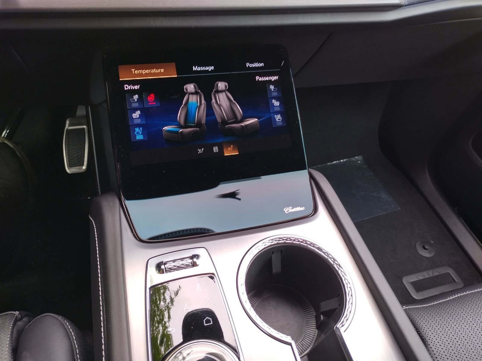 New 2026 Cadillac Vistiq Luxury image 17
