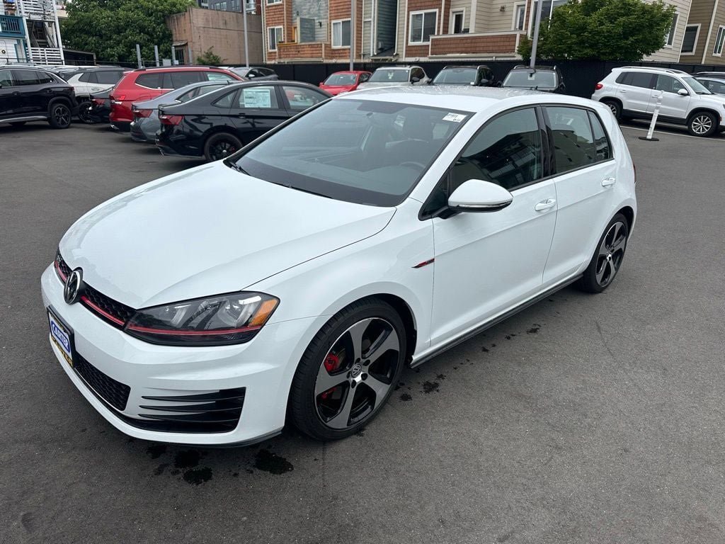 Used 2016 Volkswagen GTI S FWD image 3