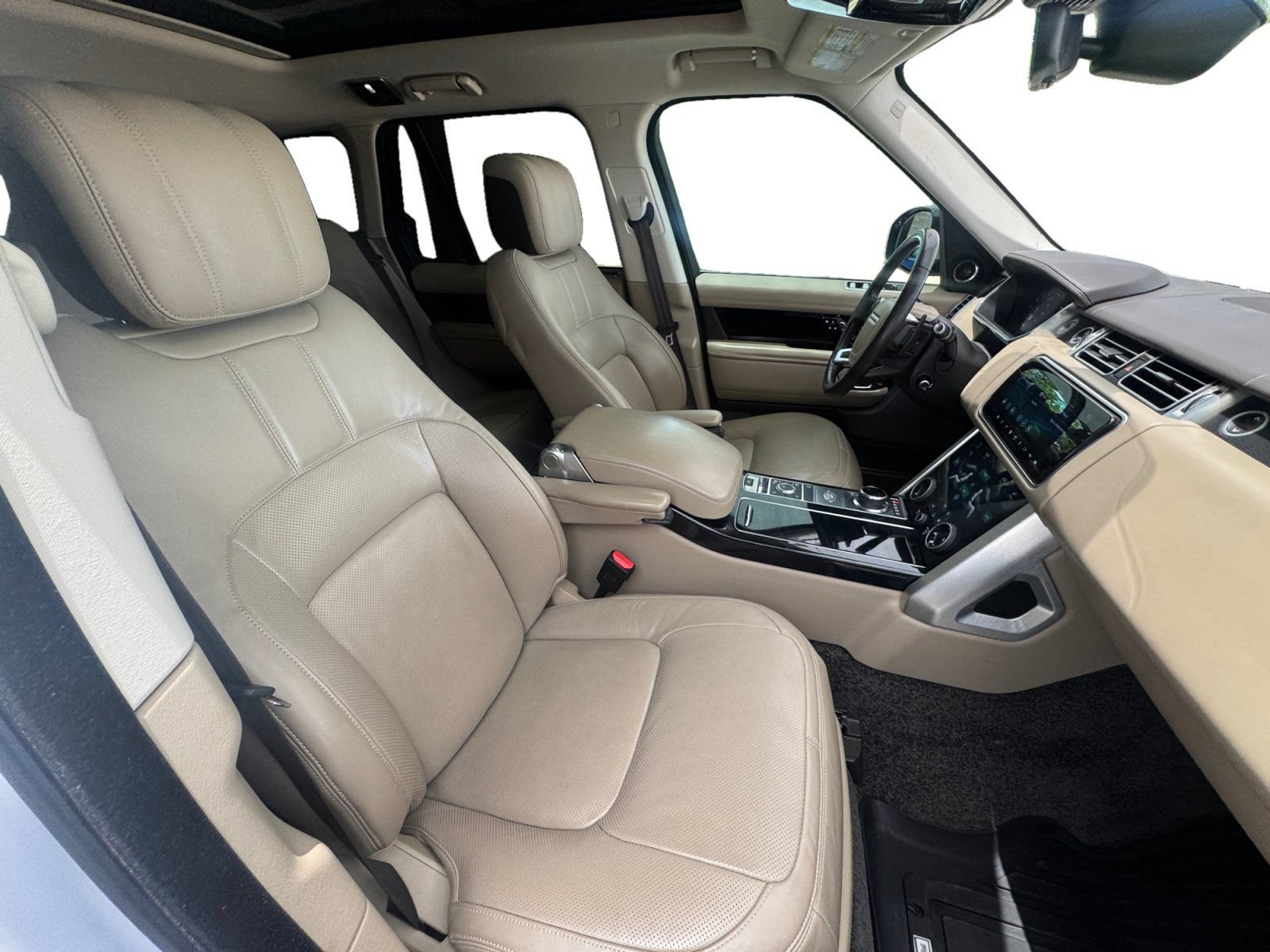 Used 2020 Land Rover Range Rover HSE AWD/4WD image 16