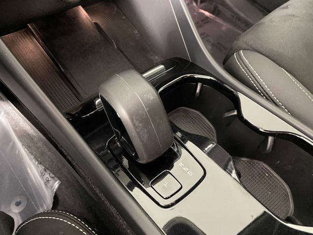 Used 2023 Volvo C40 P8 Recharge Plus AWD/4WD image 9