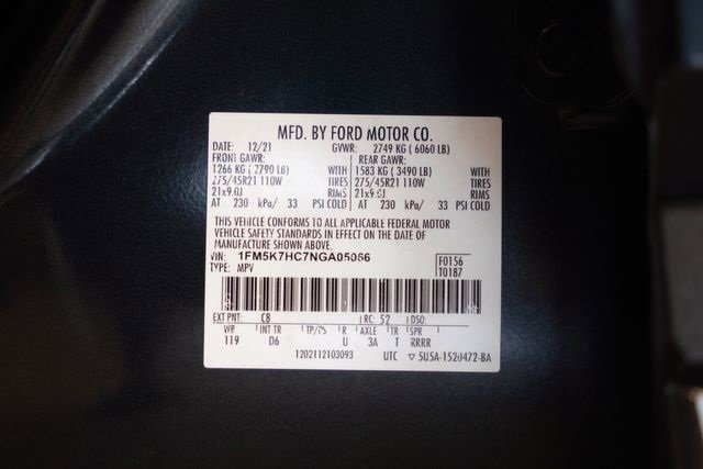 Used 2022 Ford Explorer Platinum w/ Equipment Group 601A image 28