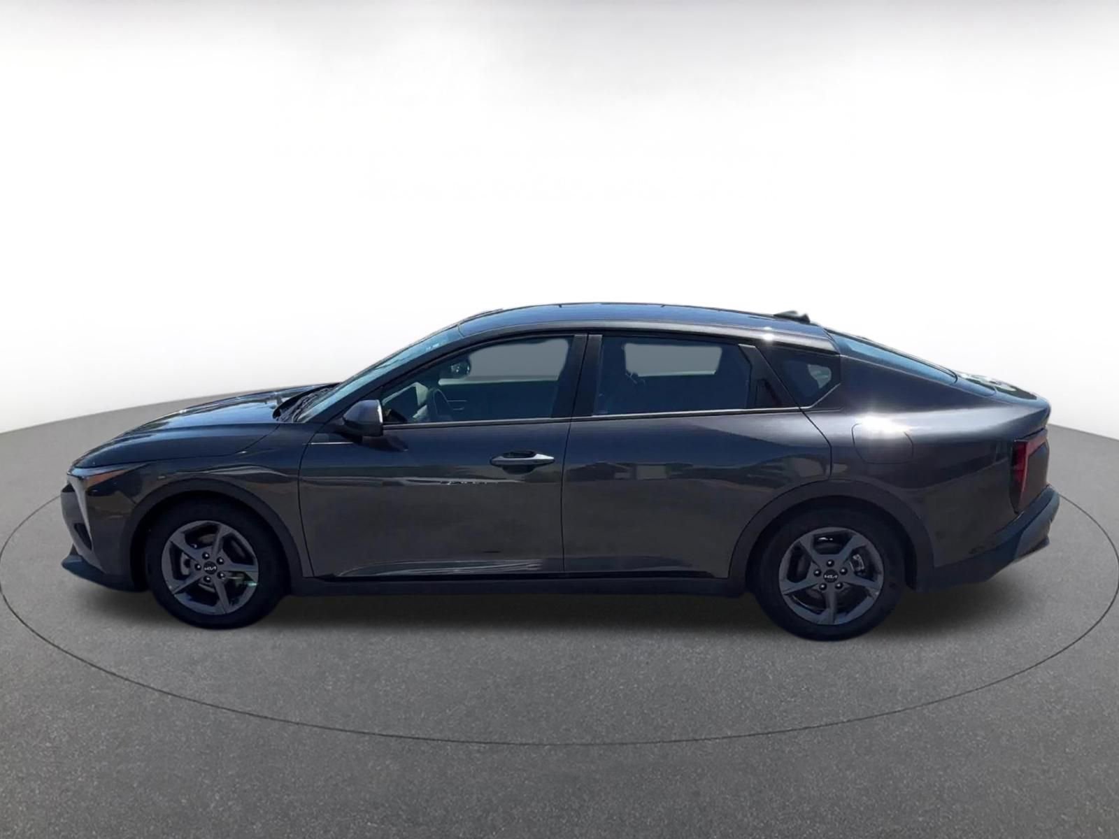 Used 2025 Kia K4 FWD image 8