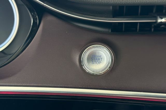 Used 2022 Genesis GV70 2.5T w/ Advanced Package image 28