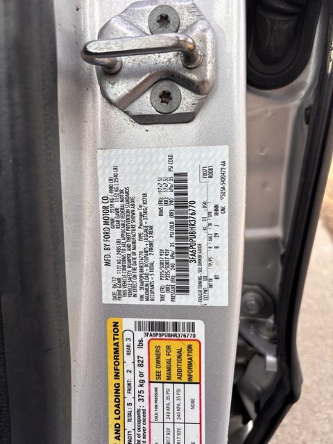 Used 2017 Ford Fusion Energi SE image 20