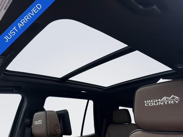New 2026 Chevrolet Tahoe High Country AWD/4WD image 22
