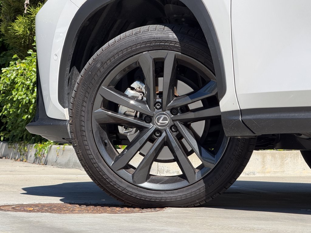 Certified 2025 Lexus NX 450h+ AWD w/ Towing Package (2000 Lbs) image 7