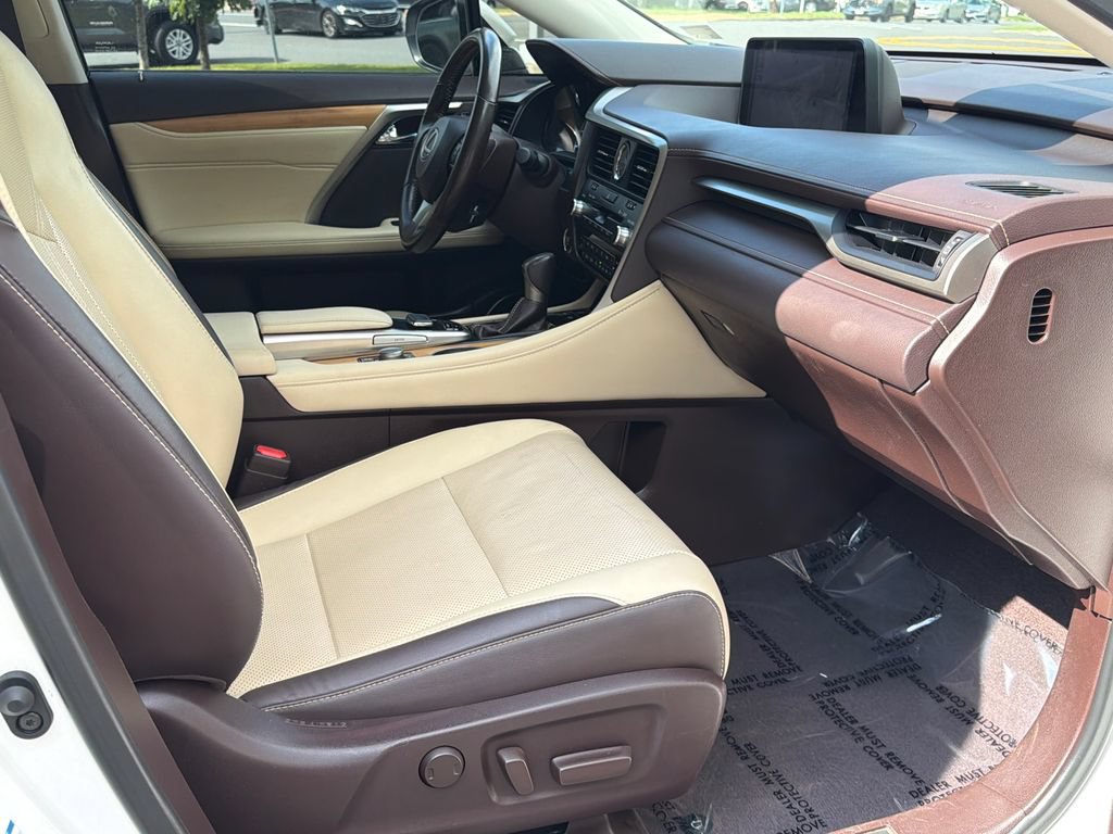 Used 2018 Lexus RX 350L AWD image 12