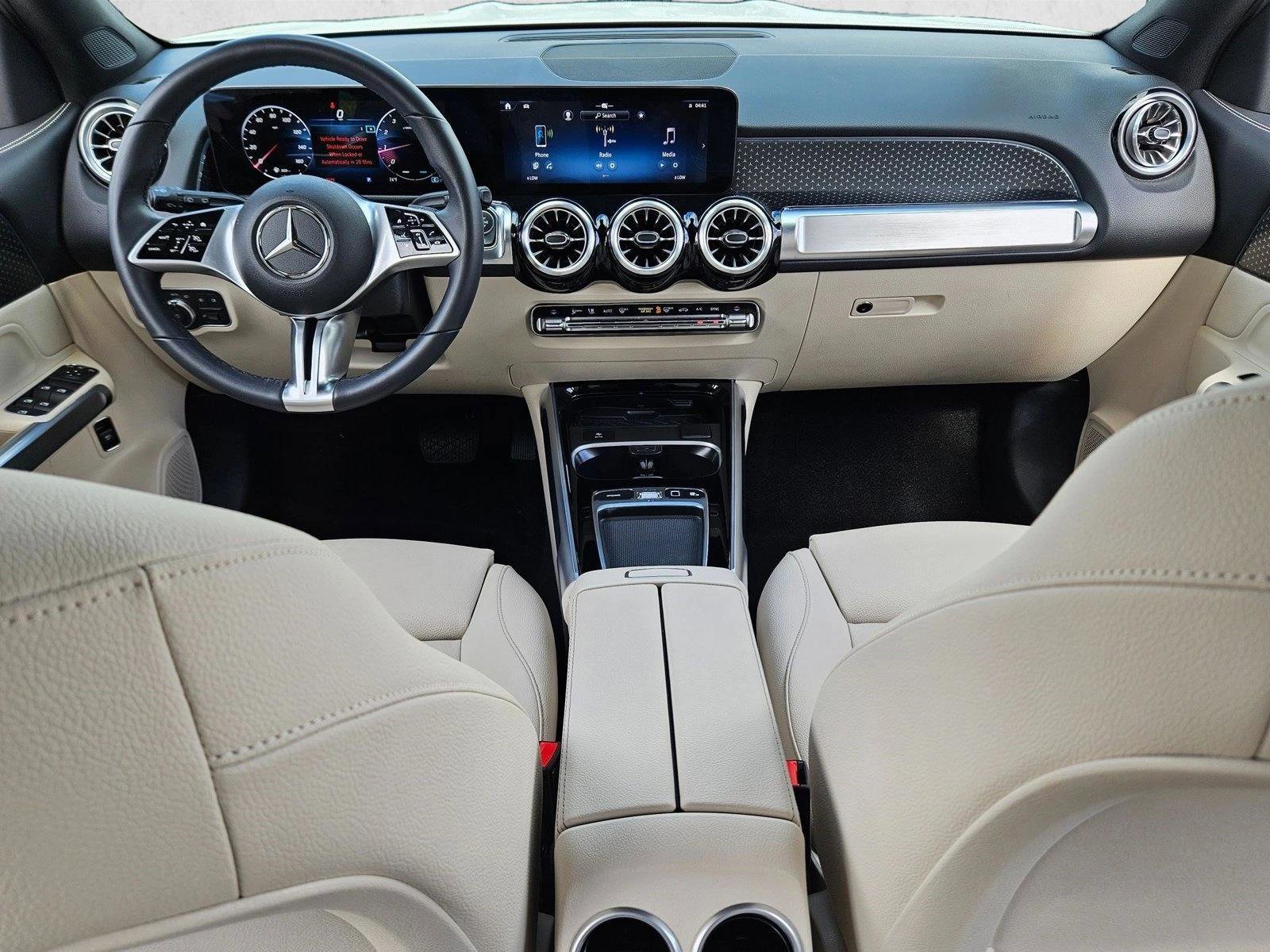 Used 2025 Mercedes-Benz GLB 250 image 16