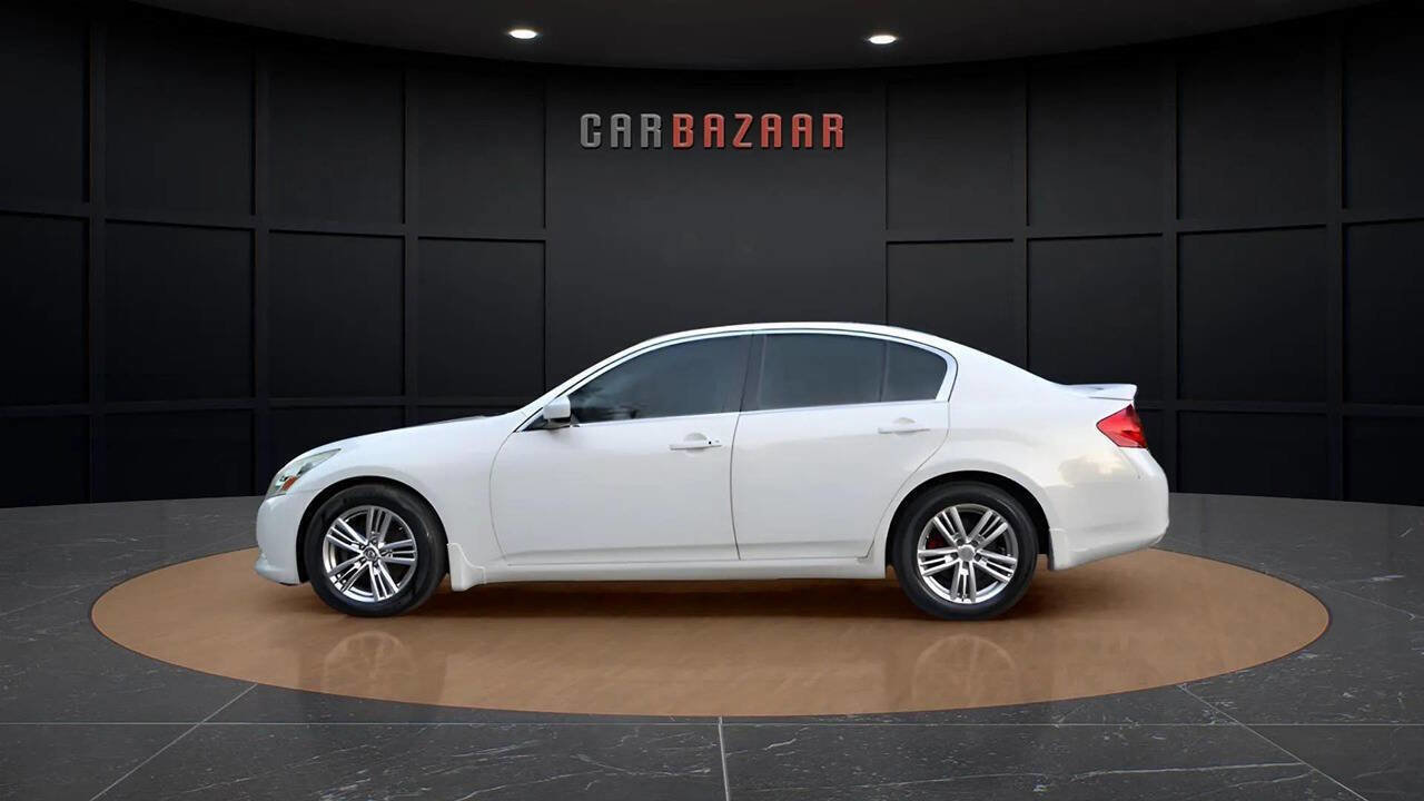 Used 2013 INFINITI G37 Journey w/ Premium Pkg image 3
