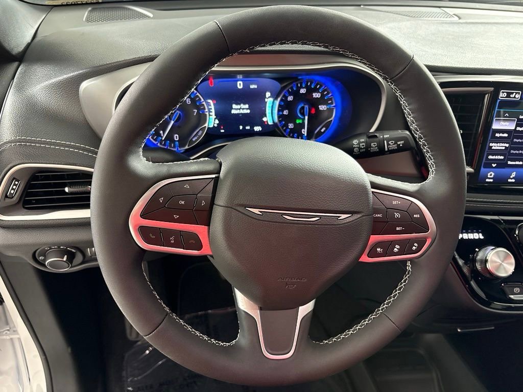 New 2027 Chrysler Pacifica LX FWD image 29